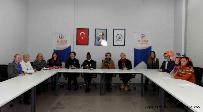Muratpaşa Yabancılar Meclisi toplandı