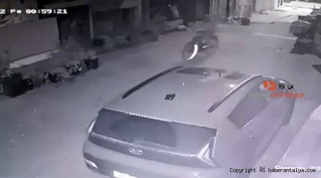 ABD'li gezginin dünyayı dolaştığı bisikleti Antalya'da çalındı !