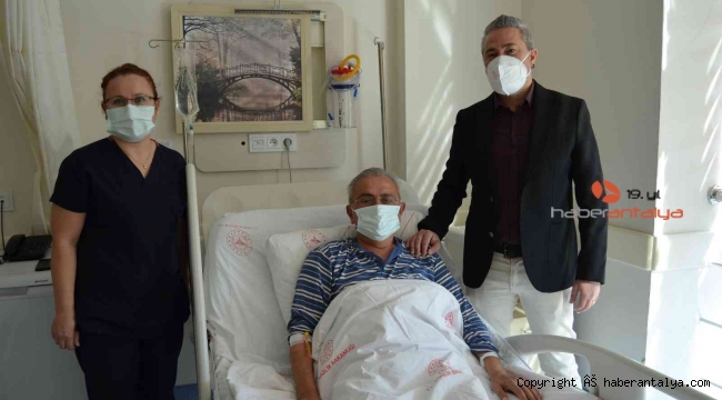 Alanya'da ilk laparoskopik parsiyel nefrektomi ameliyatı