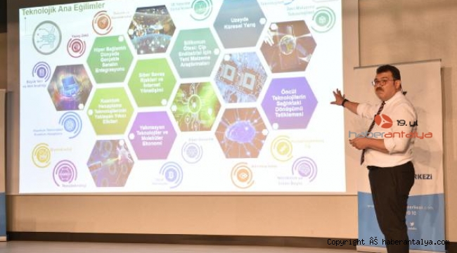 Antalya Bilim Merkezi'nde ilk konferans