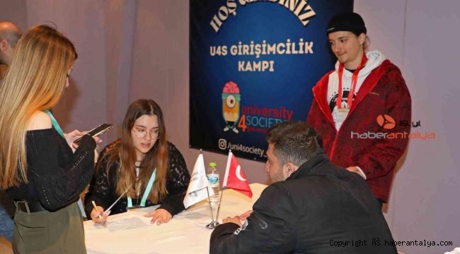 Antalya Genç Girişimciler Kampı başladı