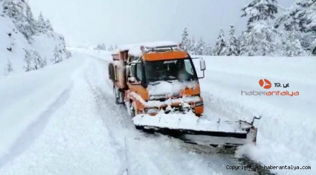 Antalya-Konya yolu araç trafiğine kapatıldı