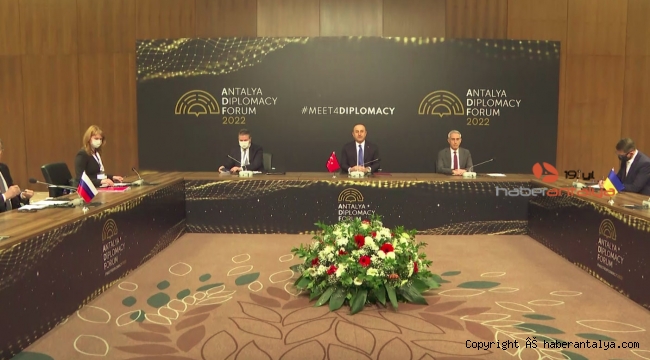 Antalya'da üçlü dışişleri bakanları toplantısı başladı