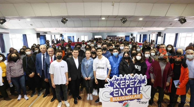 Başkan Tütüncü, liseli gençlerle buluştu