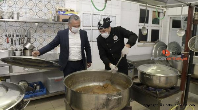 Başkan Uysal, Ramazan öncesi aşevini inceledi
