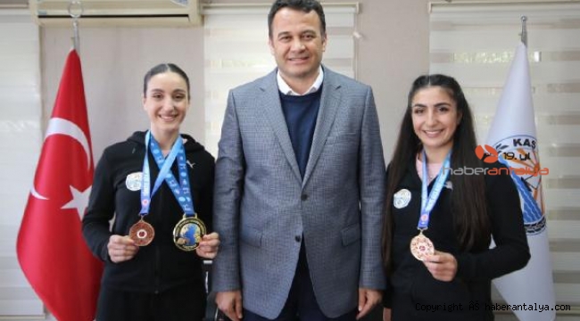 Doğan kardeşlerden gurur madalyası