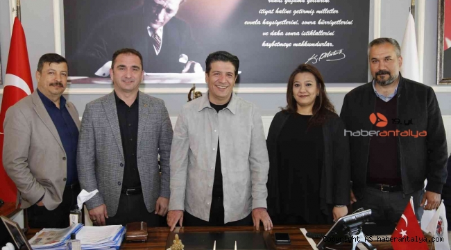 Döşemealtı Belediyesi'nde toplu iş sözleşmesi sevinci