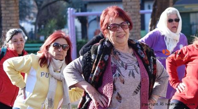 Eşinin ve oğlunun acısını pencereden bakınca unuttu