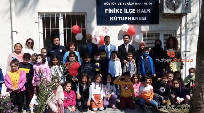 Finike'de Kütüphane Haftası kutlandı