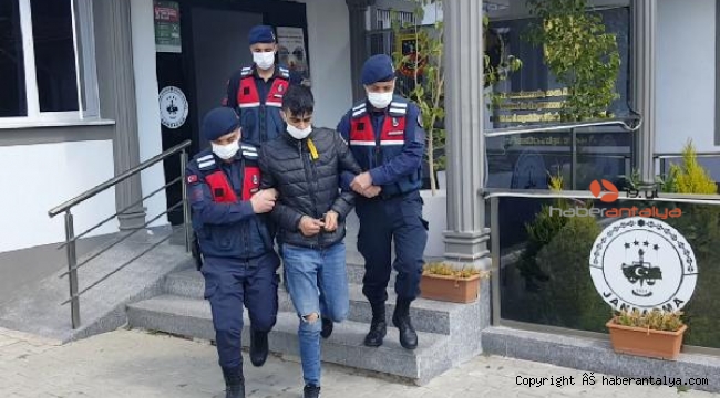 Hırsızı elindeki dövme detayı yakalattı