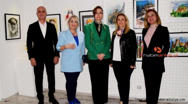 İranlı ressamların eserleri Şebnem Bahar Sanat Galerisi'nde