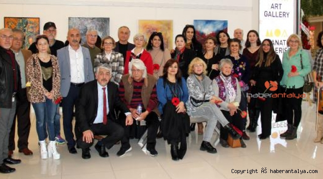 Kadın ressamlar karmada buluştu
