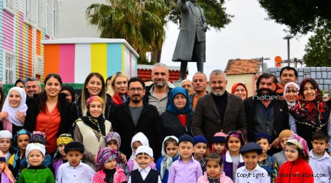 Minikler zamanda yolculuğa çıktı