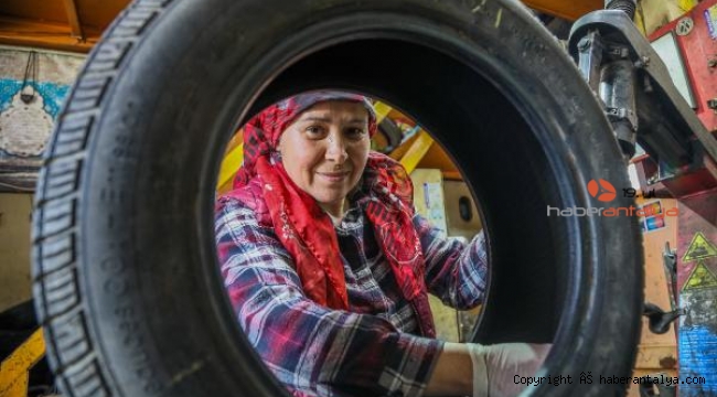 Mümine Usta; 'Lastik tamir etmek pilav yapmaktan kolay'