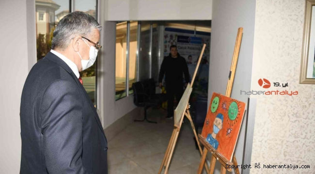 Sağlık çalışanlarına yönelik şiddete hayır konulu resim yarışması