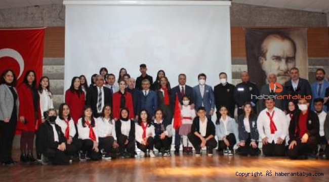 Serik'te İstiklal Marşı'nın kabulü kutlandı