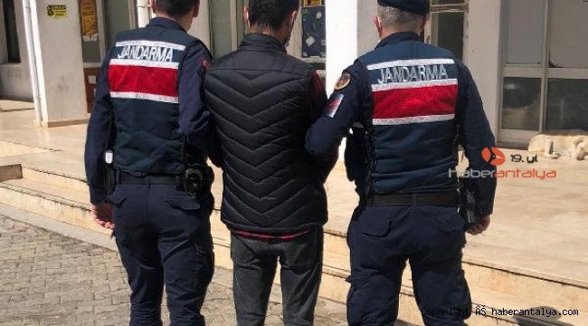 Silahla tehdit suçundan aranan şüpheli Kaş'ta yakalandı