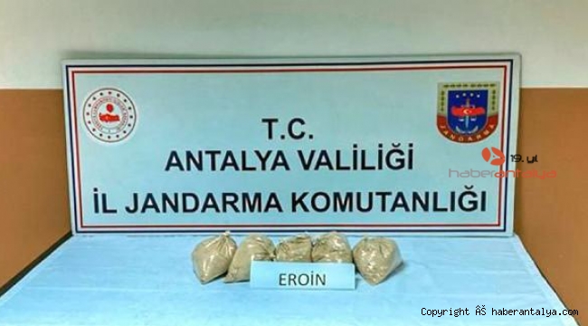 Antalya'da 5 kilo eroinle yakalandı