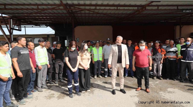 Başkan Sözen, çalışanlarıyla bayramlaştı