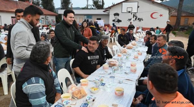 Çevreli mahallesi sakinleri iftarda buluştu