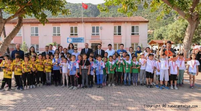 Geleneksel çocuk oyunları şenliği yapıldı