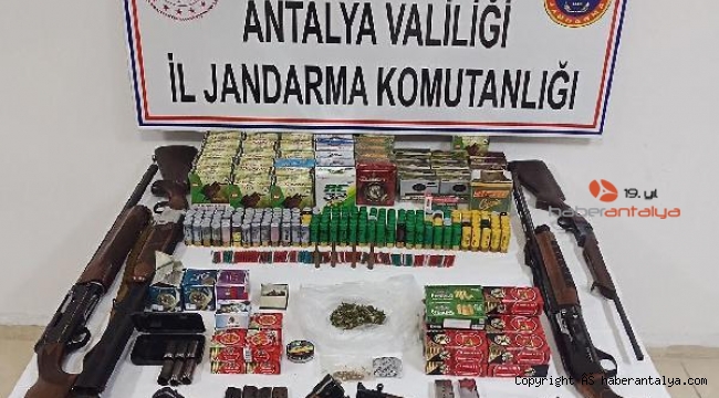 Karısı ihbar etti, yakayı ele verdi 
