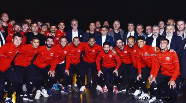 Kepez Belediyespor'un şampiyonluk iftarı