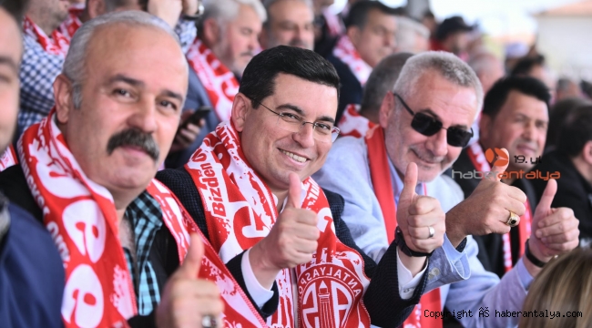 Kepez'den Antalyalılara 3'üncü Lig hediyesi