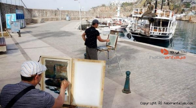 Kırgızlar Antalya'yı resimledi