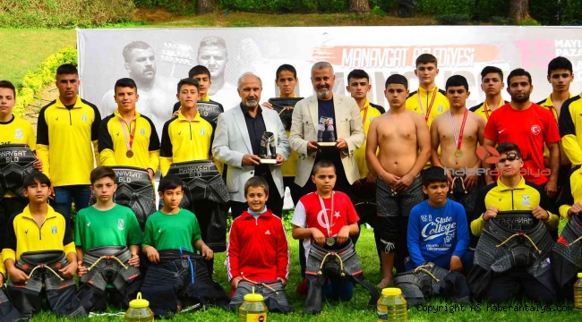 Manavgat Belediyesi Yağlı Pehlivan Güreşlerinde 73 pehlivan kol bağlayacak
