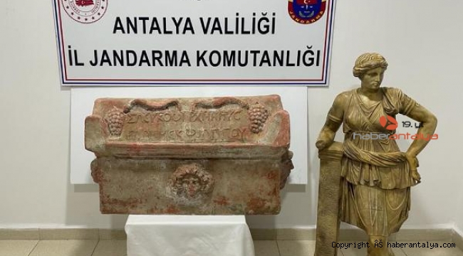 Manavgat'ta tarihi eser operasyonu; Lahit ele geçirildi