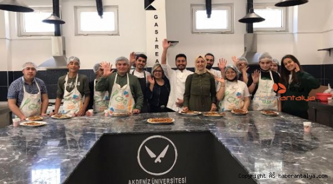 Akdeniz Üniversitesi'nde 'özel' buluşma