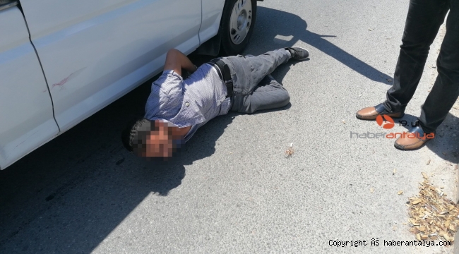 Alanya’dan çalınan panelvan Antalya'ya götürülürken ele geçirildi