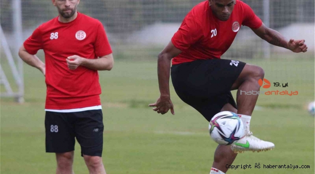 Antalyaspor, sezonu Galatasaray galibiyetiyle kapatmak istiyor