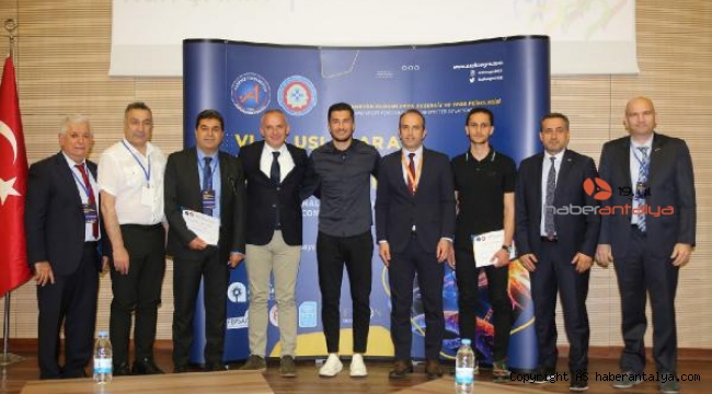 Antalyaspor Teknik Direktörü Şahin: Hocalık verildiğinde arka planda farklı hesaplar yapmadım