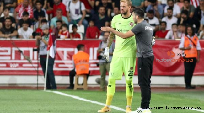 Antalyaspor'da bir devir sona eriyor. Boffin ile yollar ayrılıyor