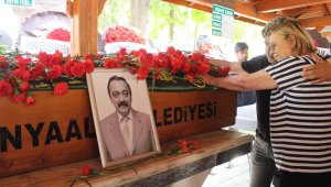 CHP'li Saygılı son yolculuğuna uğurlandı