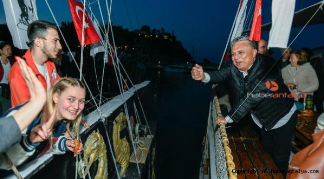 Dilekler Akdeniz'le buluştu