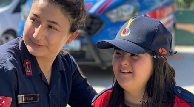 Jandarma özel öğrencilerle bir araya geldi