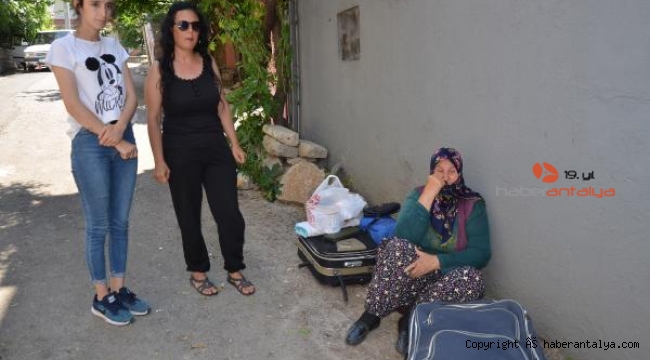 Kirasını ödemediği gerekçesiyle evden çıkarıldı; 'Sadece üzerimdeki kıyafelerle sokaktayım'