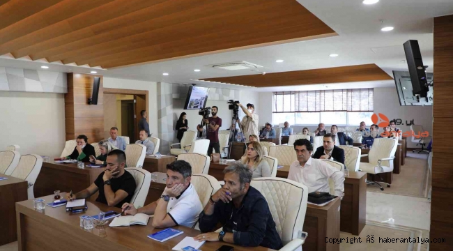 Konyaaltı Sahili Alan Yönetimi Denetleme Kurulu sezon hazırlık toplantısı yaptı