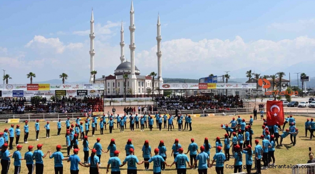 Kumluca'da 19 Mayıs kutlamaları