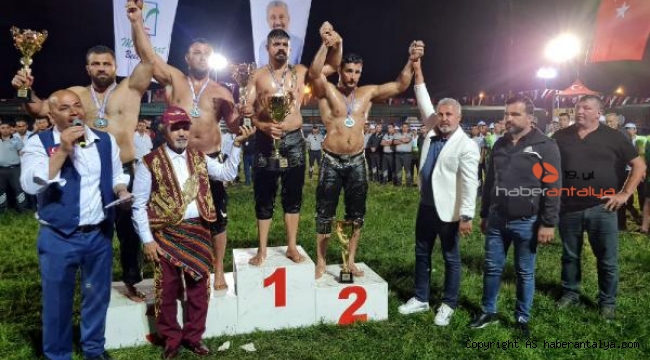 Manavgat'ta başpehlivan Cengizhan Şimşek