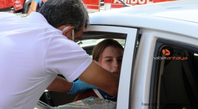 Otomobilde sıkışan genç kız için seferber olundu 