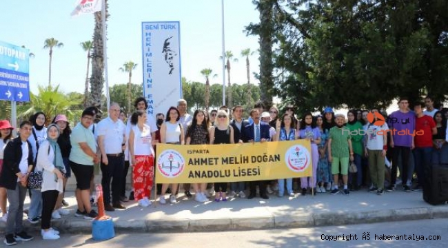 Rektör Özkan lise öğrencileriyle bir araya geldi