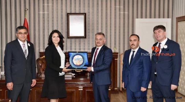 Vali Yazıcı, Tapu ve Kadastro Teşkilatı'nın 175'nci yılını kutladı