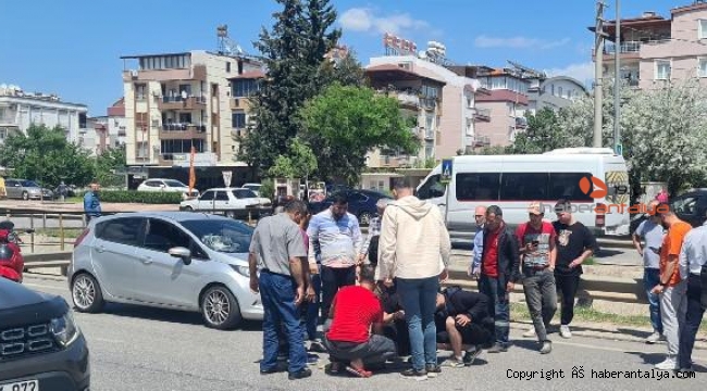 Yolun karşısına geçerken otomobil çarptı