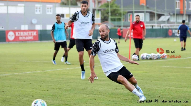 Alanyaspor yeni sezon hazırlıklarını sürdürdü
