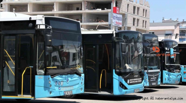 Antalya'da otobüsler şoförsüzlükten yatıyor 