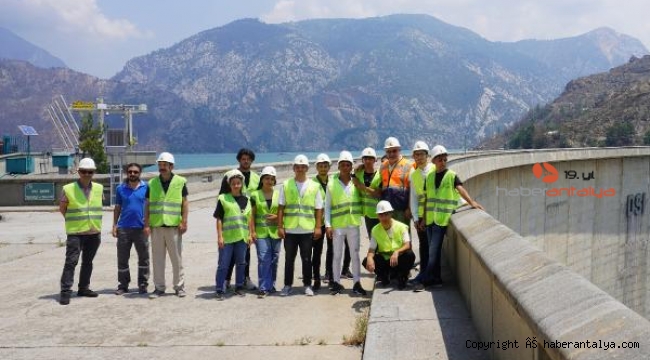 Enerjinin yıldızlarına 'baraj' dersi